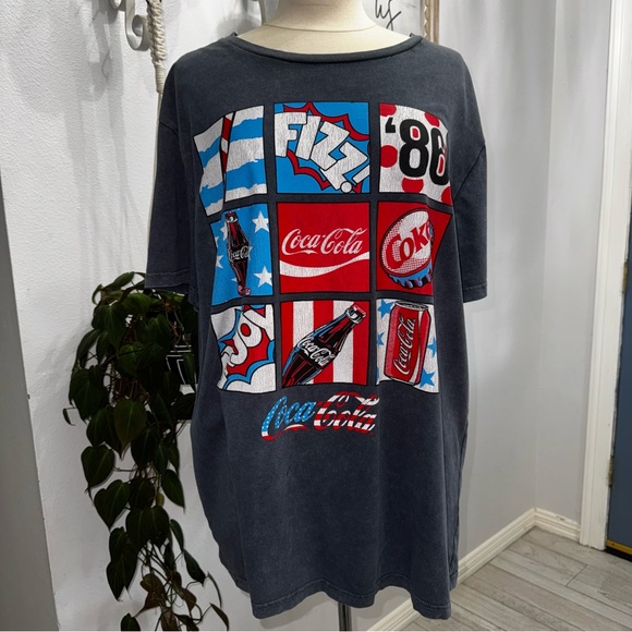 Coca Cola Other - Coca-Cola Pop Art Graphic Tee XXL‎